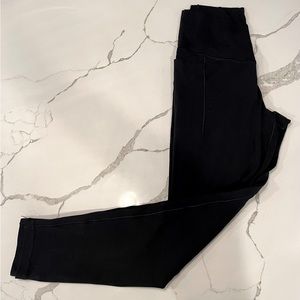 Offline by Aerie black leggings size Medium